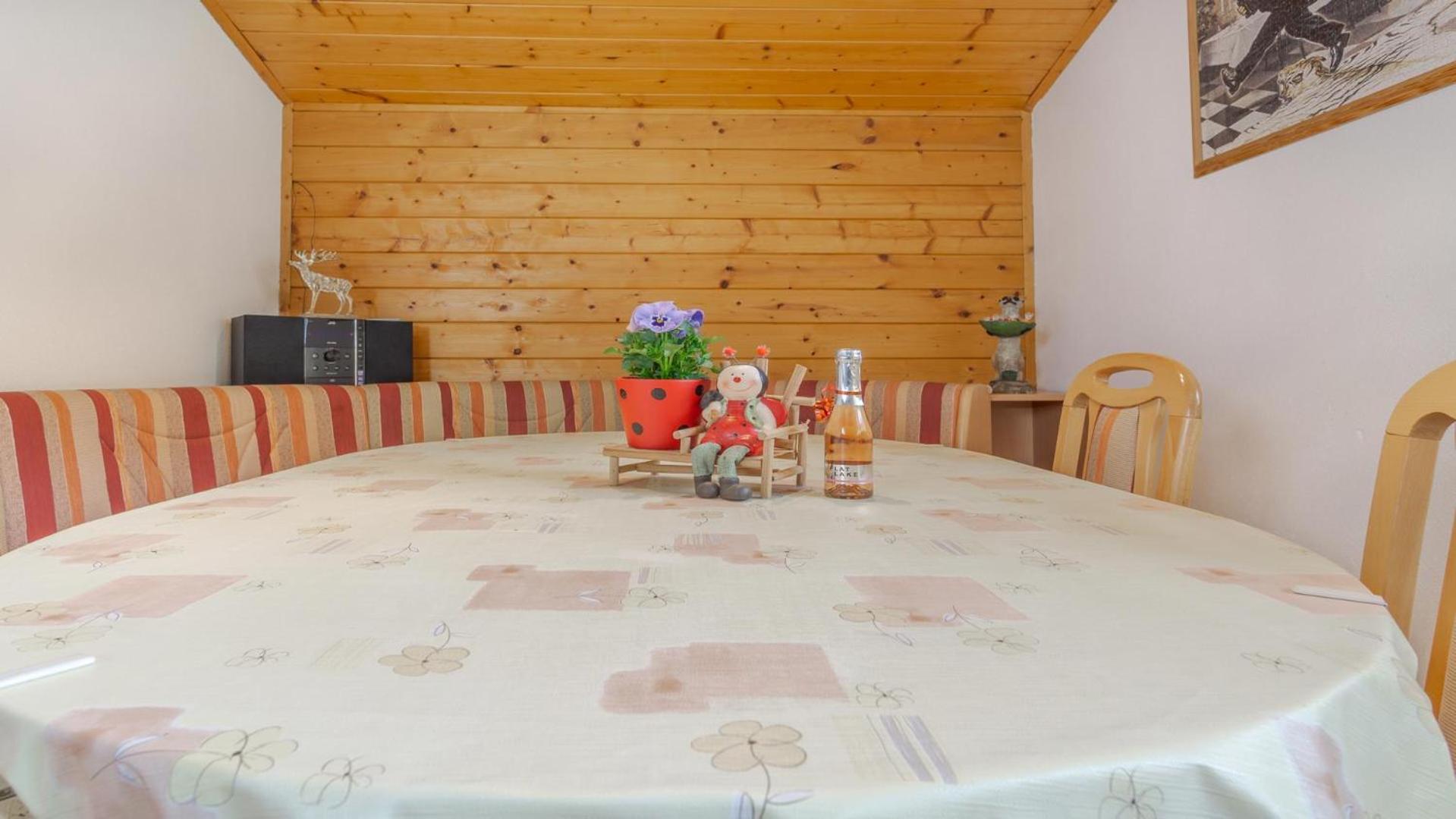 Haus Stern Apartment Нойщифт им Щубайтал Екстериор снимка